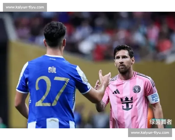 梅西头球造险复刻经典，巴黎 4-0 碾压迈阿密晋级世俱杯八强