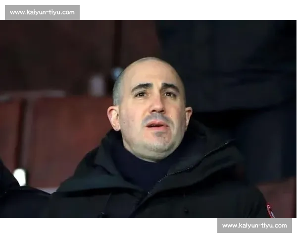 曼联 CEO 贝拉达力挺新球场计划：政府支持是区域复兴的关键引擎