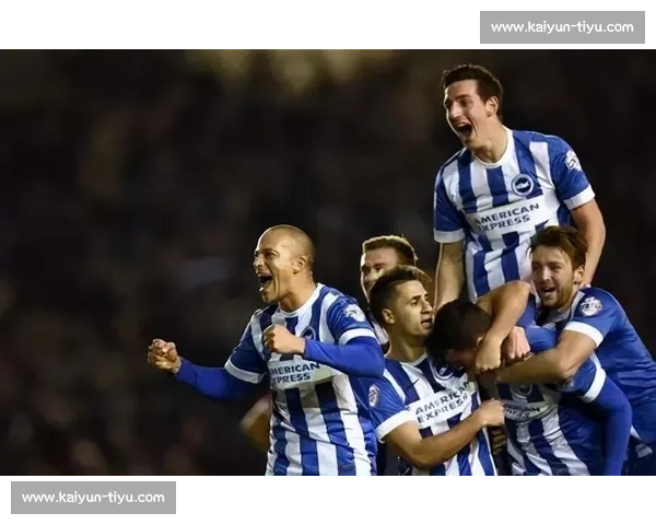 纽卡欲用波普换曼城新星特拉福德，利兹联伺机截胡